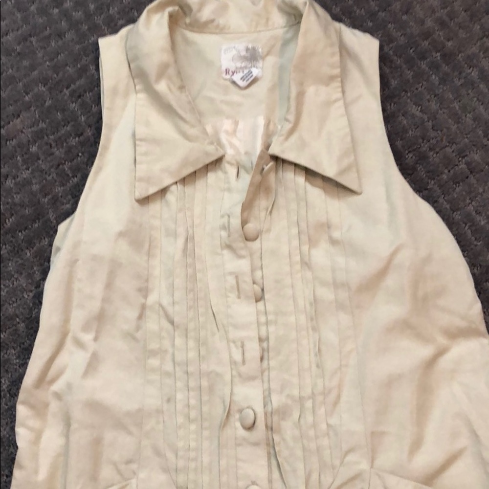 Ryu off white tuxedo romper. - Picture 3 of 5